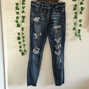 American Eagle Light Wash Distressed Jeans